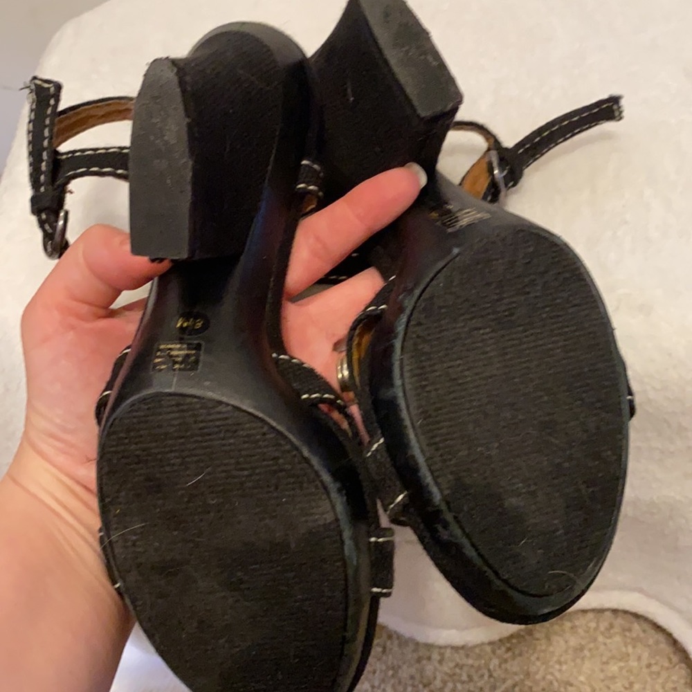 LAST CHANCE!!! Antonio Melani: Black Strap Wedge Heels size 8 - Picture 6 of 8
